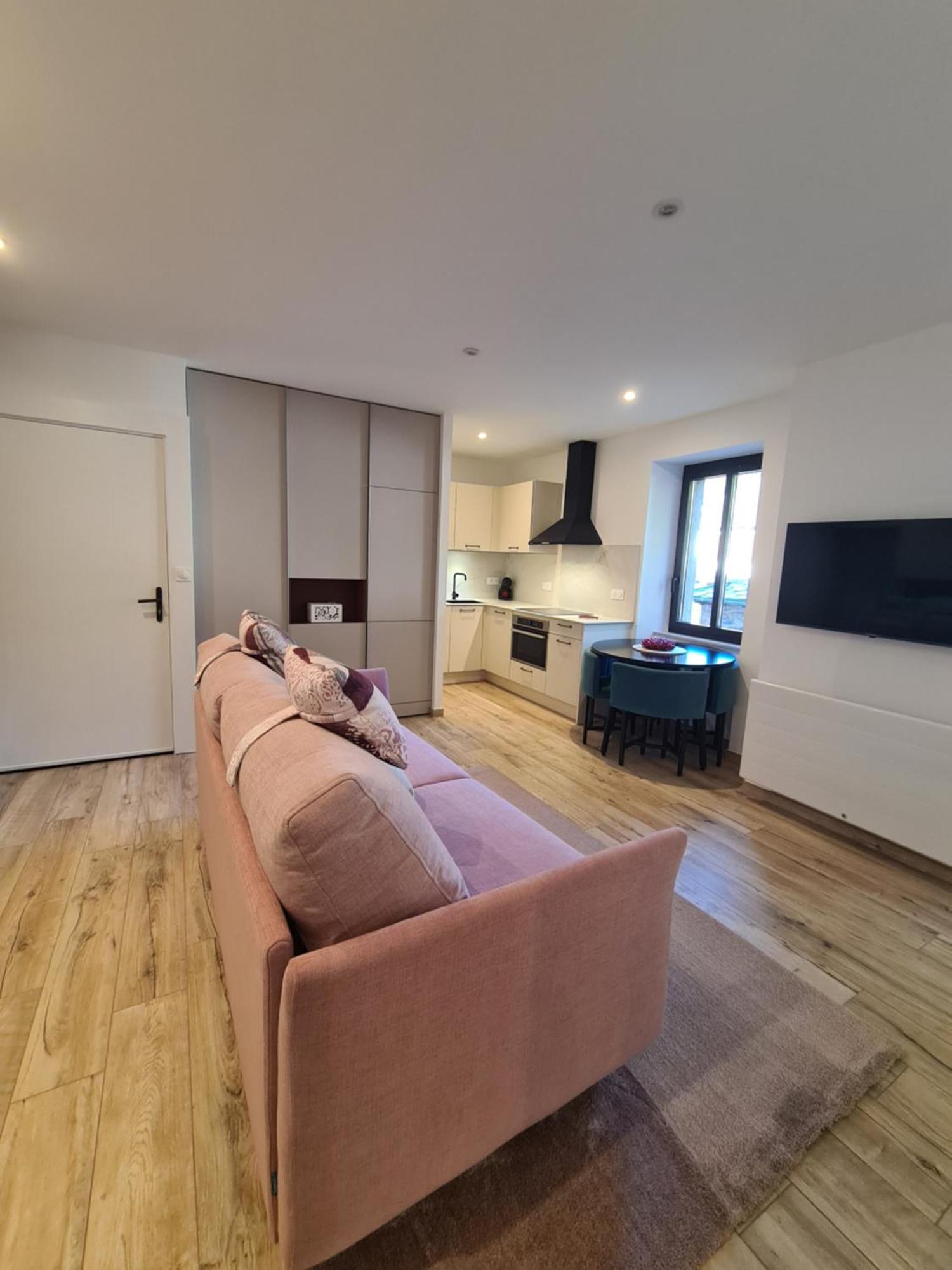 Apartament Centre De Formiguères Екстериор снимка